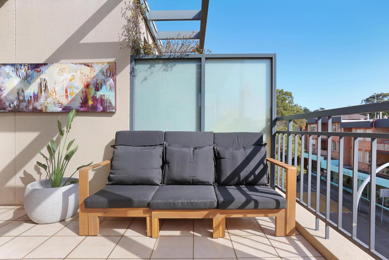 Sun-drenched Penthouse-style With Lrg Terrace * Sydney