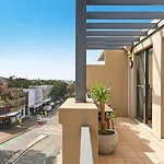 Sun-Drenched Penthouse-Style Studio With Lrg Terrace
